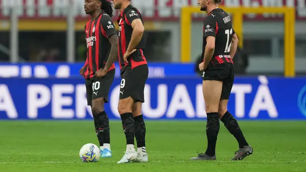Udinese fulminó al AC Milan de Santiago Giménez con goleada en la Serie A