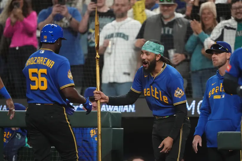 Randy Arozarena en el bulpen de los Mariners I AP