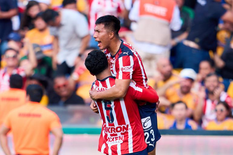 Aguirre sentenció una jugada fantástica del Rebaño | MexSport