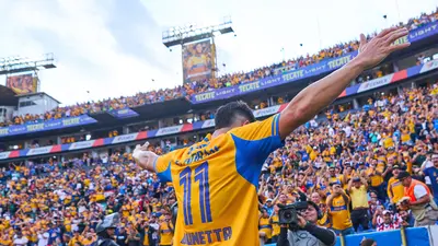 ¡Zarpazos al pecho! Tigres golea a Chivas y escala cuatro posiciones en la tabla rumbo a Liguilla