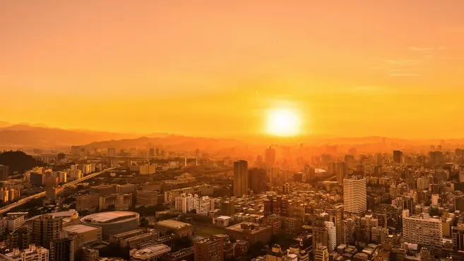 Para este fin de semana también se esperan temperaturas de hasta 45 grados / FREEPIK
