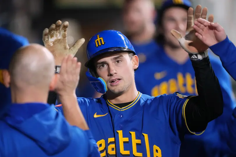 Cole Young de los Mariners tras Home Run I AP