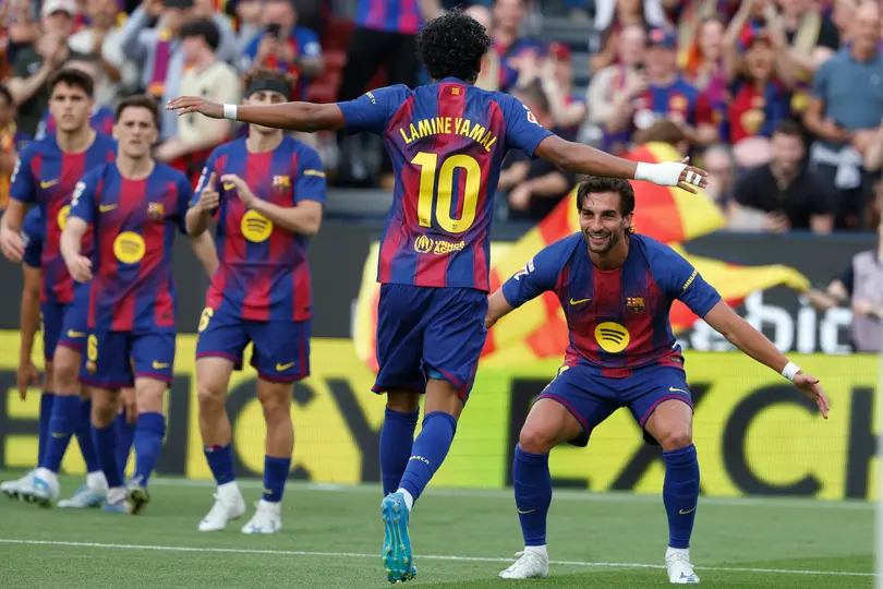 Lamine Yamal y Ferrán Torres en festejo de gol con el Barcelona | AP