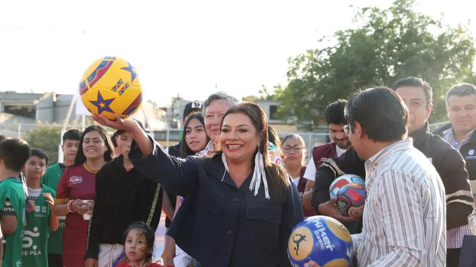 Ahora serán dos boletos los que se regalarán para el arranque de la Copa del Mundo / FB: @ClaraBrugadaM