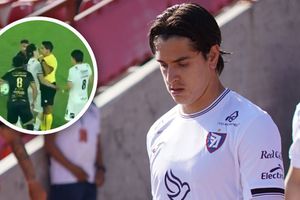 ¡Grotesco! Jugador del Tepatitlán se vuelve loco y pechea a árbitro; se espera fuertes represalias