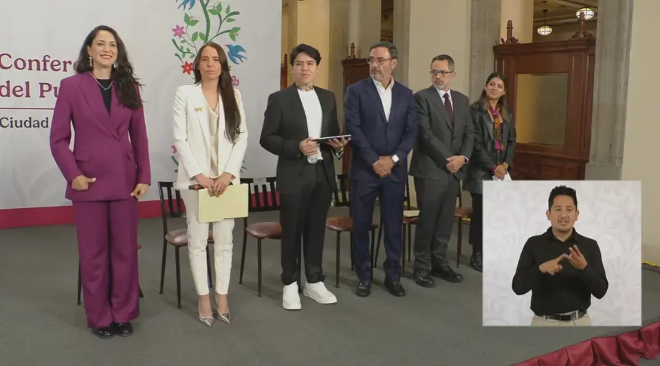 El cantante aseguró que decidió alejarse de los narcocorridos tras reconocer el impacto de su música en los jóvenes./ X