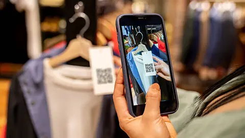 El quishing utiliza códigos QR falsos para dirigir a usuarios a páginas fraudulentas y robar información personal o bancaria./ Pixabay