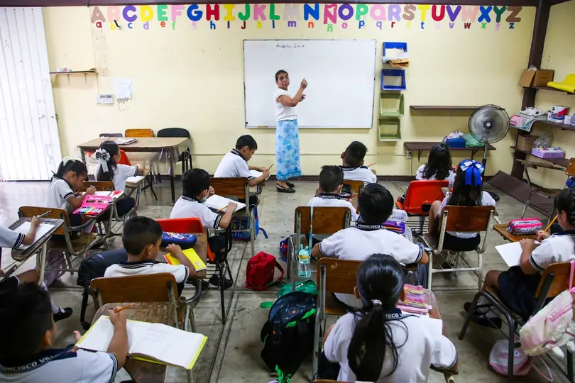 El regreso a clases para el ciclo escolar 2026-2027 se mantiene programado para el 31 de agosto.