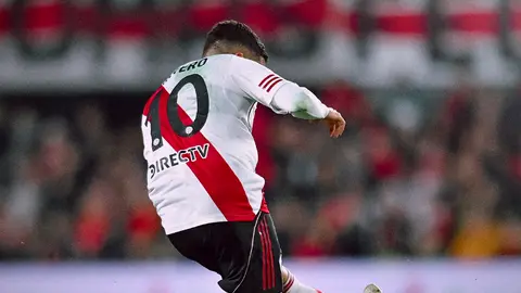 Golazo de Acuña ante San Lorenzo l X:RiverPlate