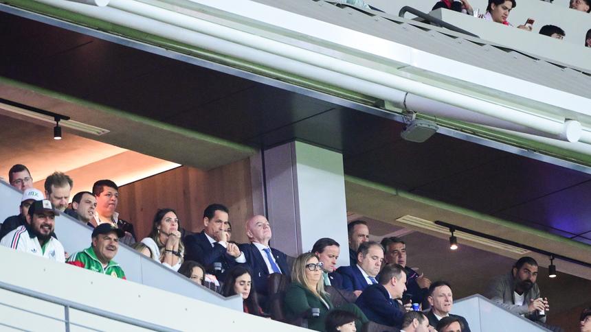 Gianni Infantino y Mikel Arriola en el palco en la celebración del Estadio Banorte | IMAGO 7
