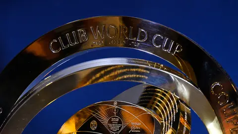 Detalle del trofeo del Mundial de Clubes 2025 | MEXSPORT