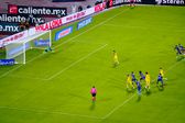 ¡Penal para el América! Así fue la mano de Pedro Vite que Zendejas anotó para el 3-2