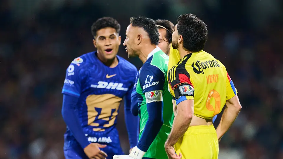 Keylor Navas en festejo tras fallo de Henry Martín | MEXSPORT