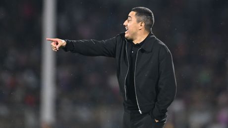 Efraín Juárez ignora el tema de la experiencia en su búsqueda del Campeonato