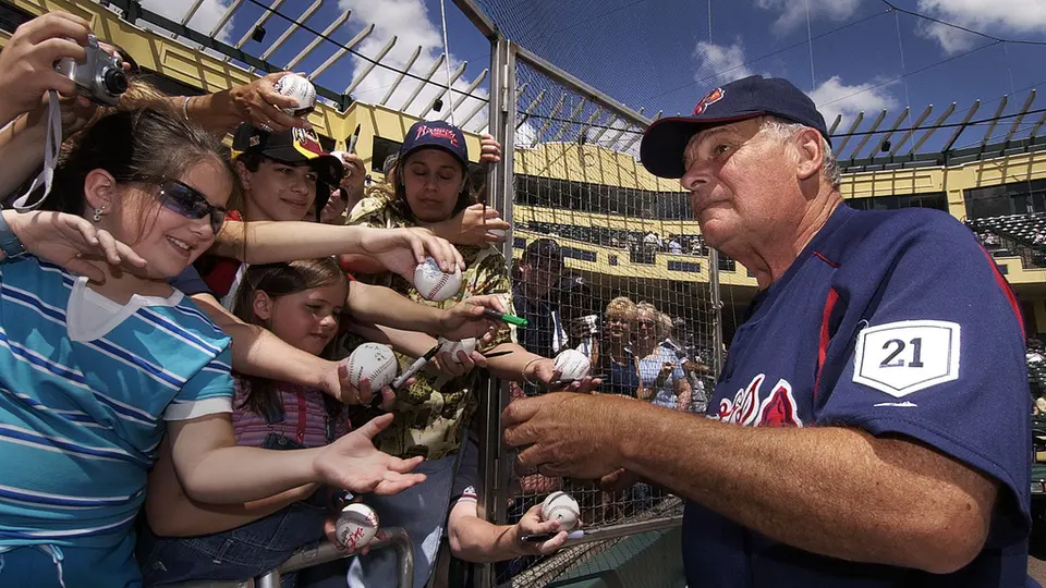 Cox, histórico manager de Bravos de Atlanta l AP