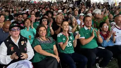 Claudia Sheinbaum ve el México vs Sudáfrica desde el Deportivo Los Galeana