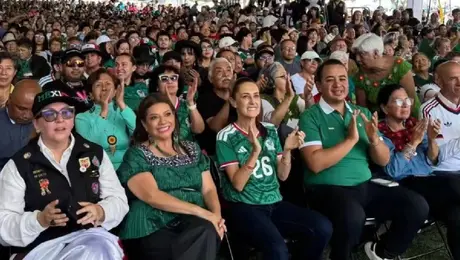 Claudia Sheinbaum ve el México vs Sudáfrica desde el Deportivo Los Galeana