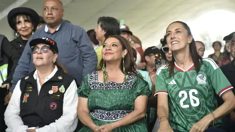 La presidenta Claudia Sheinbaum acudió al Deportivo Hermanos Galeana para seguir el partido inaugural del Mundial 2026 entre México y Sudáfrica./ RS