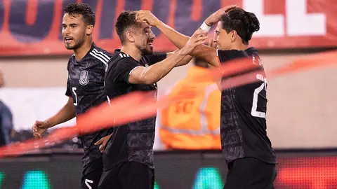 Héctor Herrera y Diego Reyes con México | IMAGO7