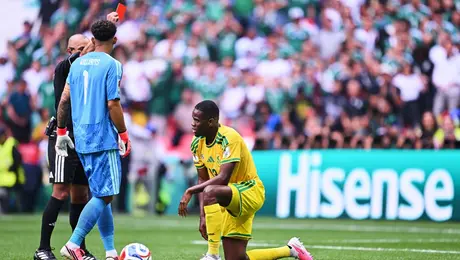 Sudáfrica hace historia negativa: dos expulsados en el partido inaugural del Mundial 2026