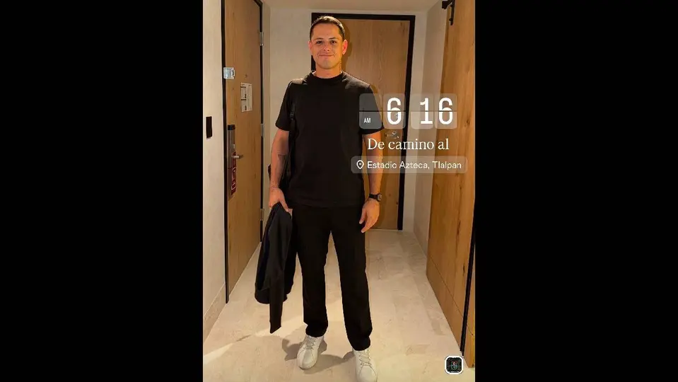 Javier Hernández rumbo al partido inaugural l Instagram: @ch14_