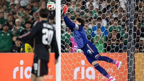 Guillermo Ochoa en amistoso con México | MEXSPORT