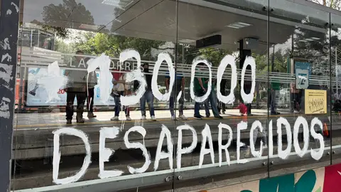 Las consignas a lo largo de la marcha quedaron plasmadas sobre calzada de Tlalpan / Jorge Reyes
