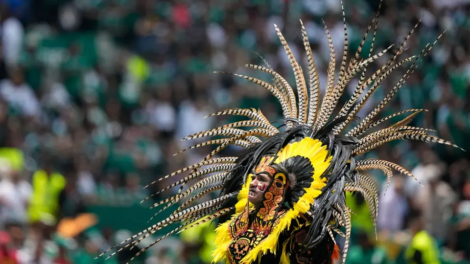 La ceremonia inaugural del Mundial 2026 transformó al Estadio Azteca en el centro de la atención deportiva y cultural a nivel mundial./ AP