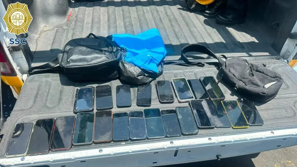 Dos personas fueron detenidas con varios celulares que no pudieron comprobar su procedencia / Especial