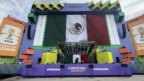 Miles de aficionados podrán seguir el ambiente mundialista desde el Fan Fest del Zócalo, uno de los espacios oficiales habilitados por la FIFA durante el torneo./ X: @MexicoCity26