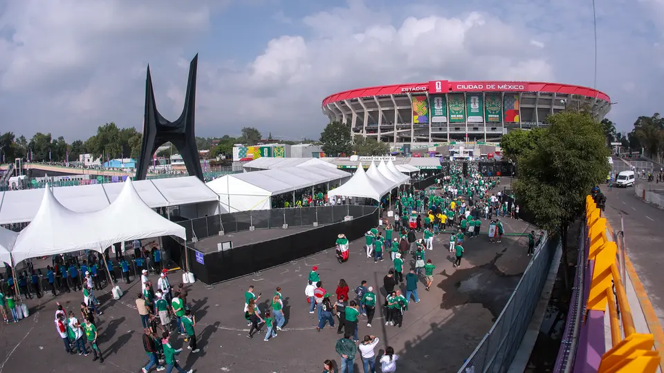 Afición de la Selección Mexicana en el Estadio Azteca | MEXSPORT