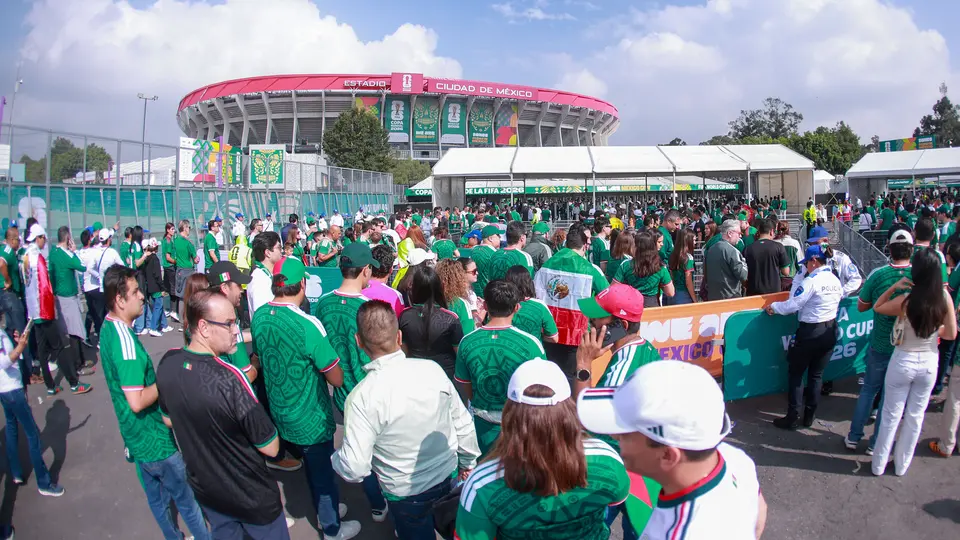 Afición de la Selección Mexicana en el Estadio Azteca | MEXSPORT