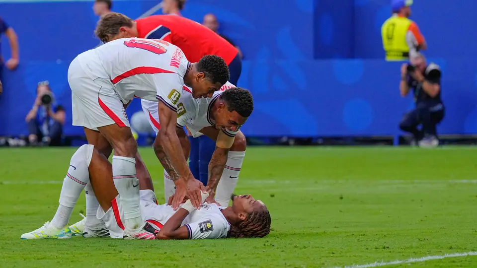 ¿Acierto o error? El VAR echa para atrás penal a favor de Inglaterra en el duelo ante Noruega