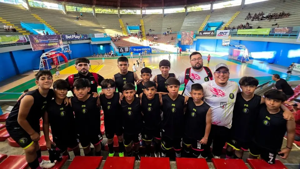 Equipo infantil de Tijuana regresa a México tras angustia por quedarse varados en Colombia