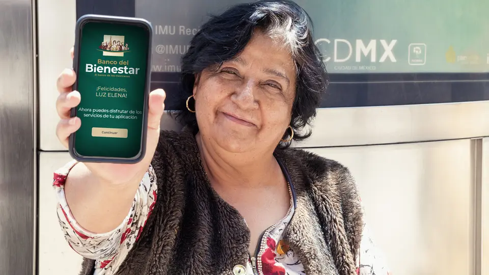 La contraseña inicial se encuentra en el sobre que se entrega junto con la tarjeta del Banco del Bienestar./ Programas para el Bienestar