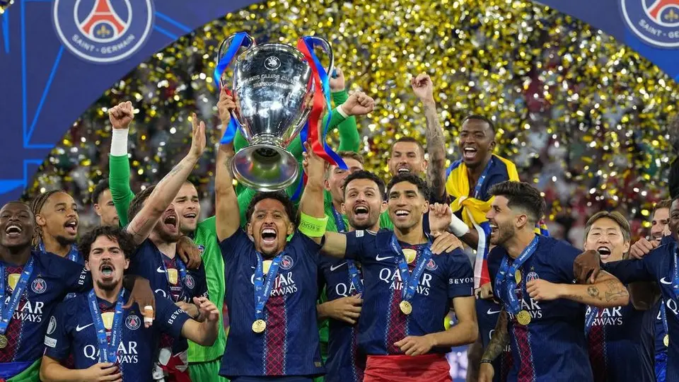 Jugadores de PSG celebran en la Champions League 2026 | AP