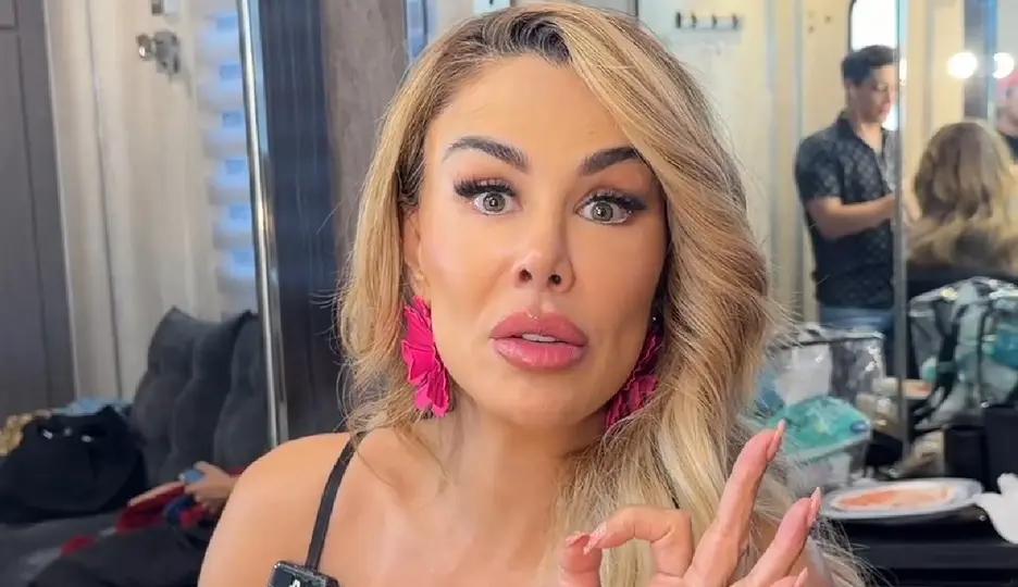 La actriz cuestionó los señalamientos relacionados con su nombre / @ninelconde