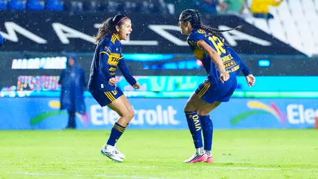 ¡Voltereta de tres puntos! Tigres Femenil vence a León en el Nou Camp para afianzar la punta de su grupo