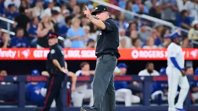 Una jugada de locura: la regla olvidada que le dio una carrera a Boston ante Toronto en Grandes Ligas