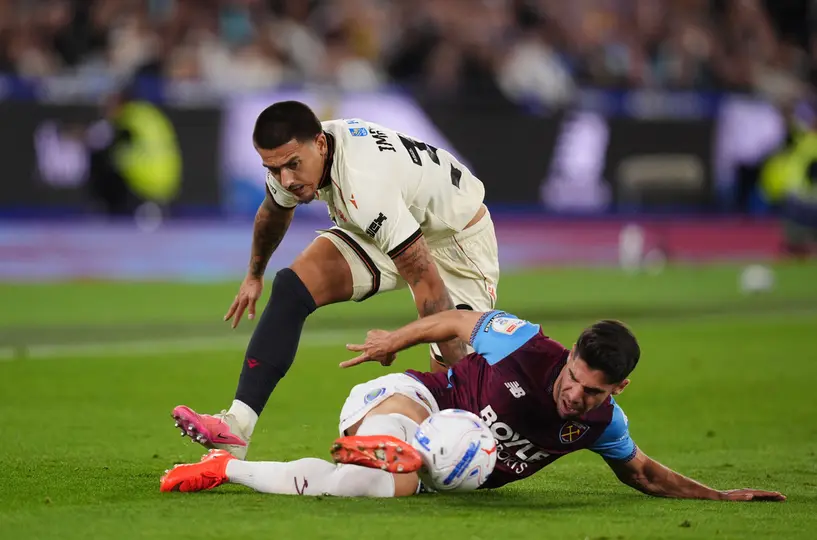 West Ham aplasta 6-0 al Wrexham  l AP