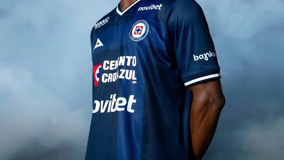 Nuevo Jersey Cruz Azul l Instagram: @cruzazul