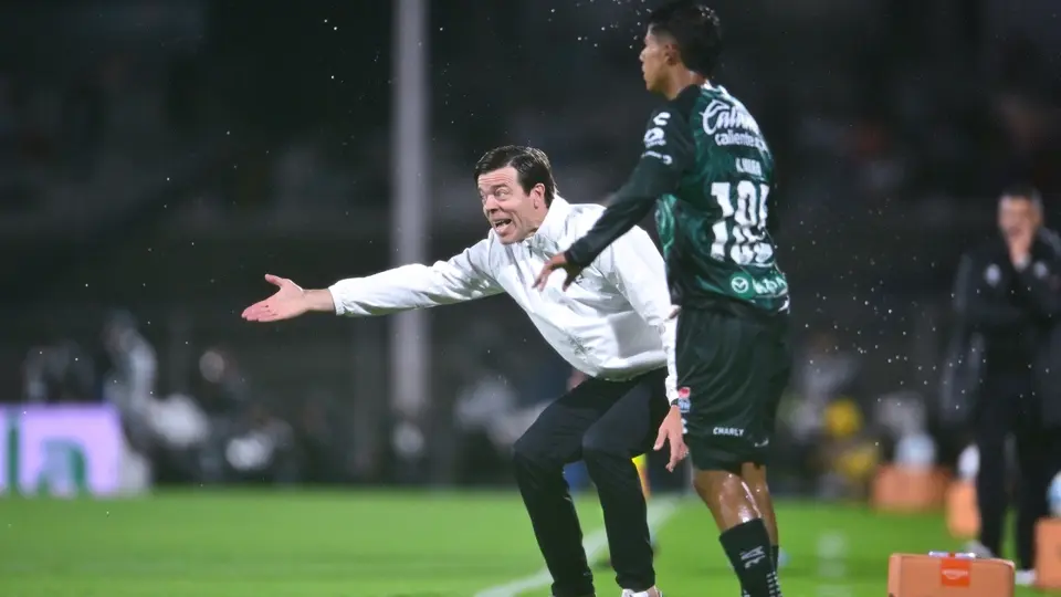 Esteban Solari en el partido de Pumas contra León | MEXSPORT