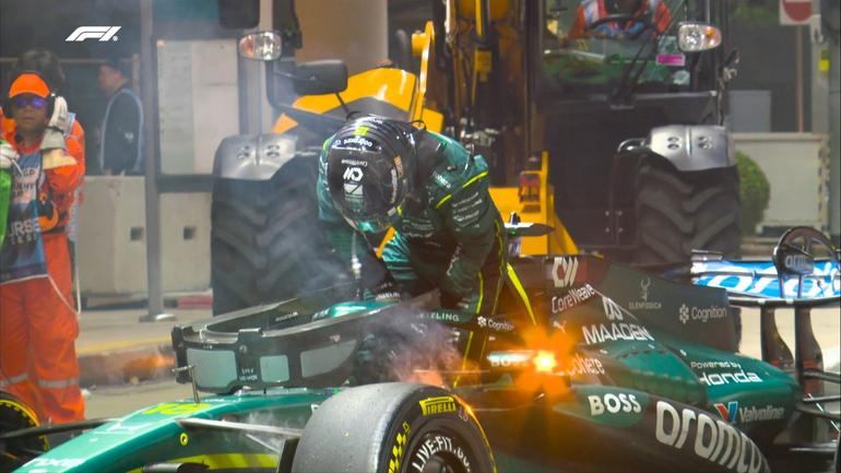 Lance Stroll se convirtió en el cuarto abandono de la noche en Singapur | X: @F1