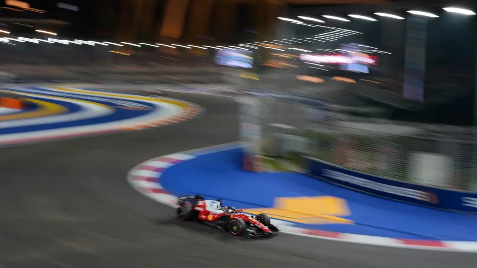 Charles Leclerc en el Gran Premio de Singapur | AP