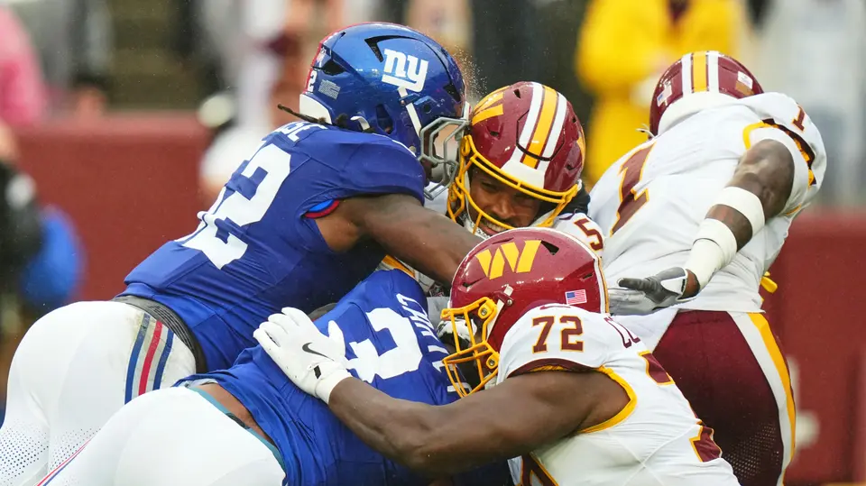 La defensiva de Giants dejó sin oportunidades por varios momentos a los Commanders | AP