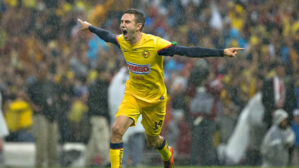 Miguel Layún, exjugador del América, en festejo tras la obtención del título del Clausura 2013, ante Cruz Azul | IMAGO7