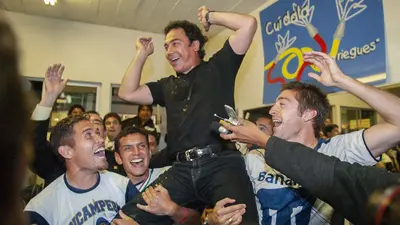 Las controversias de Hugo Sánchez a lo largo de su carrera