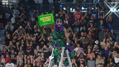Penta tras ganar Money in the Bank: “Me convertiré en campeón mundial muy pronto”