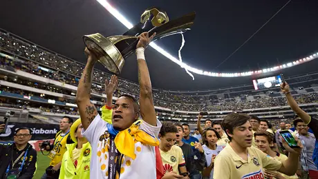 Los 10 títulos internacionales que América presume en su historia y la deuda en Concachampions