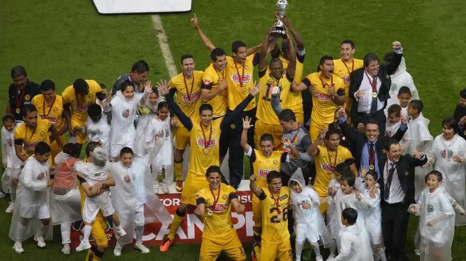 Maza Rodríguez campeón con América | IMAGO7